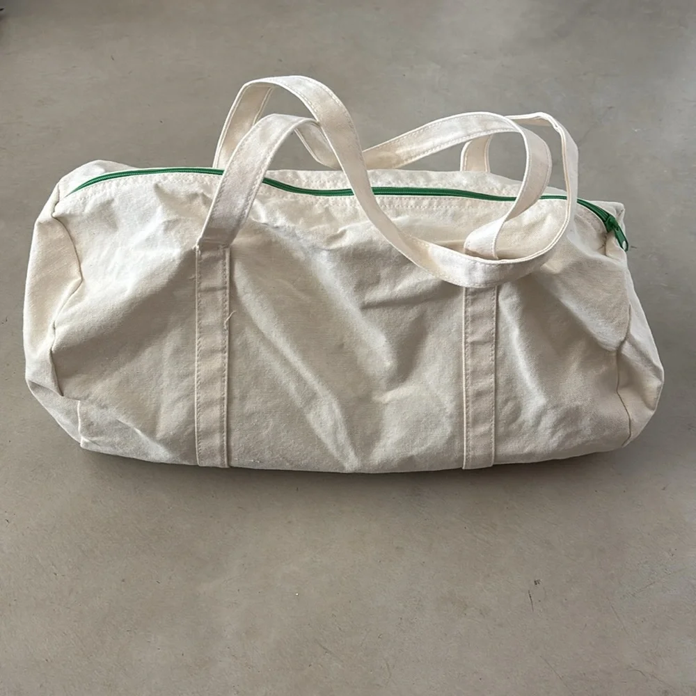 Sale! NEW Barebells Sports Club gym bag & Barebells Sports Club hat